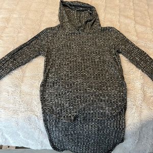 S hooded long sleeve